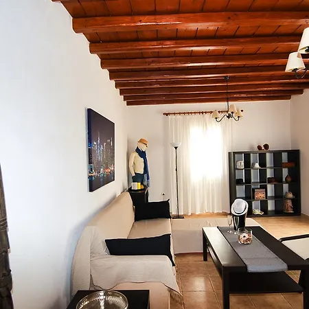 Frankie's ηouse Apartment