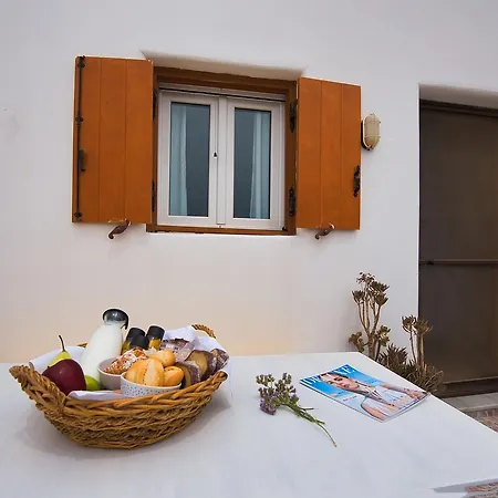Apartment Frankie's ηouse